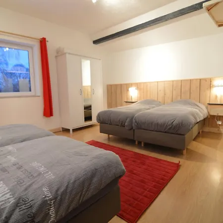 With Pool, Cleaning Included * Sourbrodt