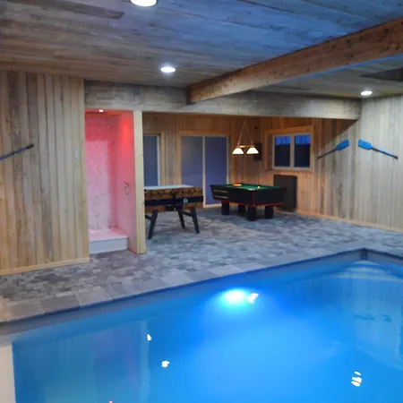 Holiday home With Pool, Cleaning Included *